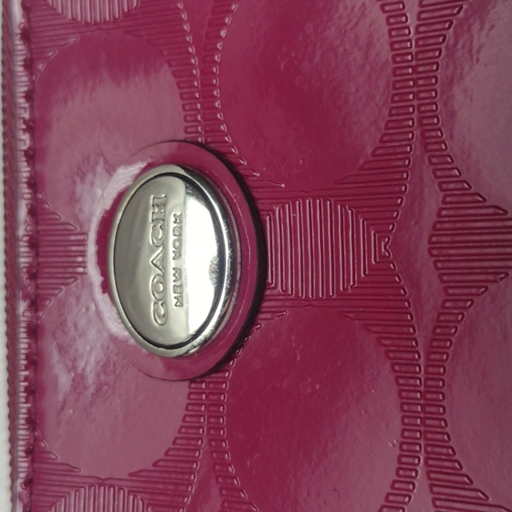 Coach wristlet - Picture 2 of 4